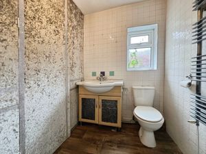 WC- click for photo gallery